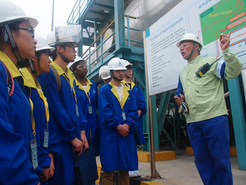 ��ѧ����ѧԺ����ѧ���߽���ҵ����ʶ