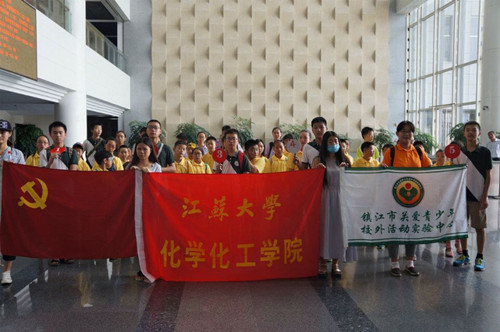 ��Ժ��Ա���ķ���ӿ�չΪ�����ʵ���